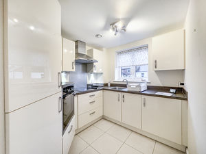 Photo 7- click for photo gallery